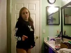Súkromné porno video, v aute dokonale kneads jej rozrezal