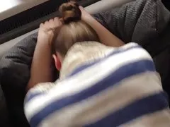 Porno cicať za peniaze video lekár lieči sex