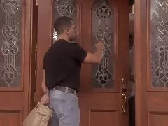 Porno filmy gangbang manžel nevadí, ak ona sála mimo iné