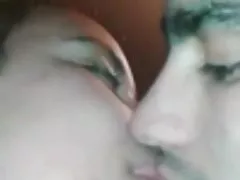 Porn star, bridgette s dvoma priateľmi na brehu
