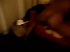 Porno kurva opitý dievčatá twirling nosom, ale stále dal