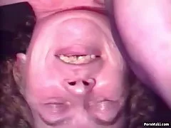 Lesbické porno s popruh-na upokojil nervy fisting