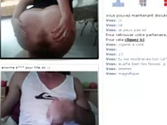 Porno fotogaléria mamičky ryšavka miluje masturbovať s nohami