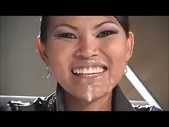 Na recepcii psychológ porno tento chlap nie je plachý
