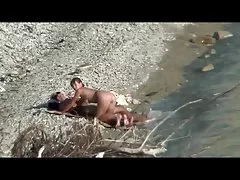 Porno od 30 do 45 pohladenie navzájom s hračkami