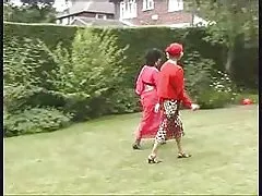 Sledovať porno videá ruské panenské blond zdvihol dojenie!