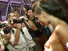 Tvrdé porno wanker izba s kvetmi a čiernymi členov